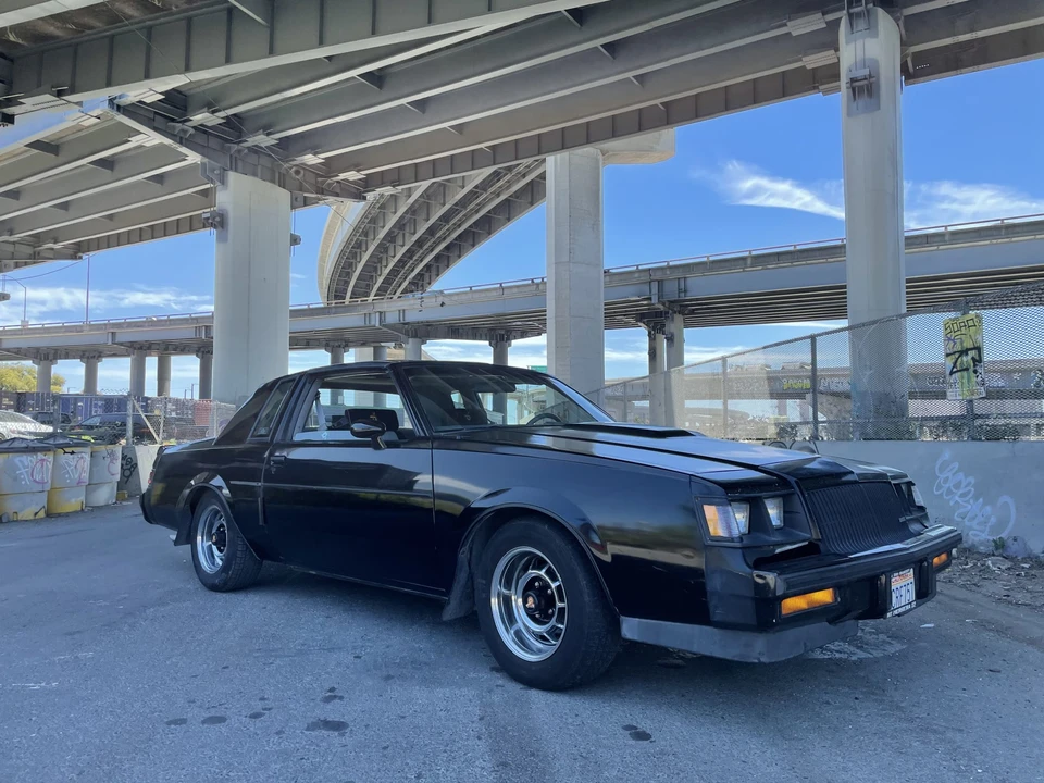 1986 Buick Grand National - Image 25 of 31