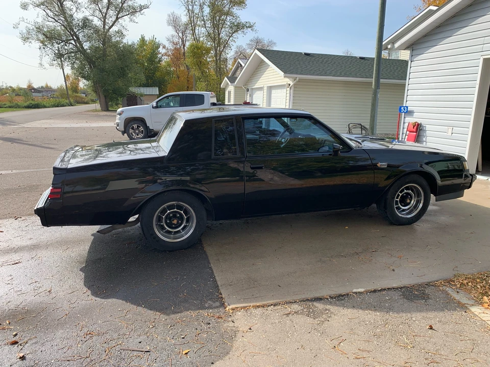 1986 Buick Grand National - Image 10 of 31