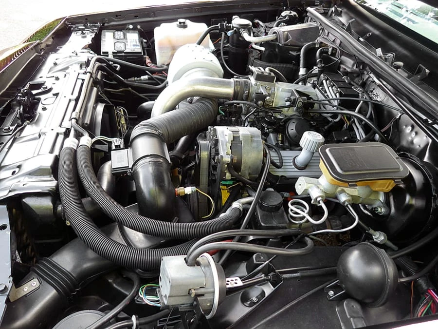1986 Buick Grand National - Image 11 of 12