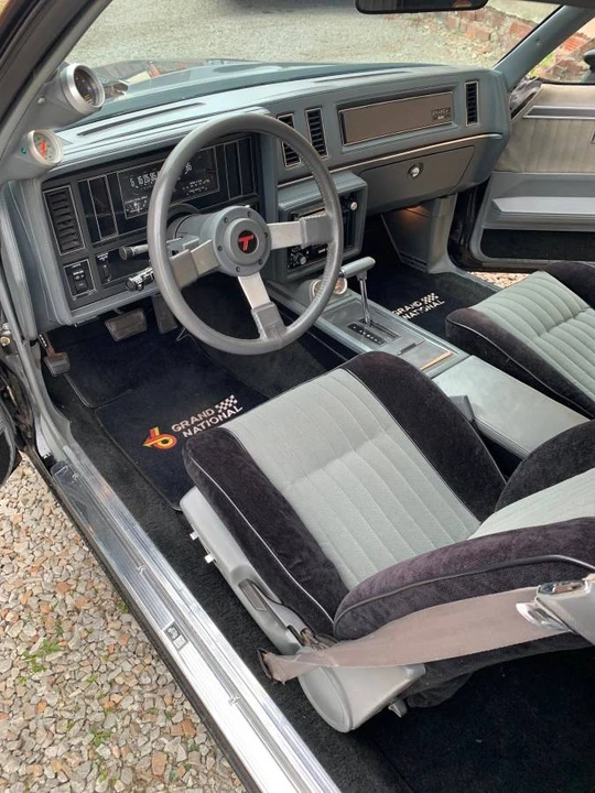 1986 Buick Grand National - Image 8 of 9