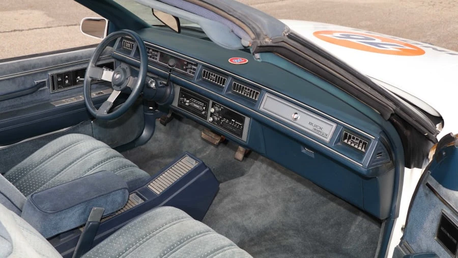 1986 Buick LeSabre - Image 5 of 12