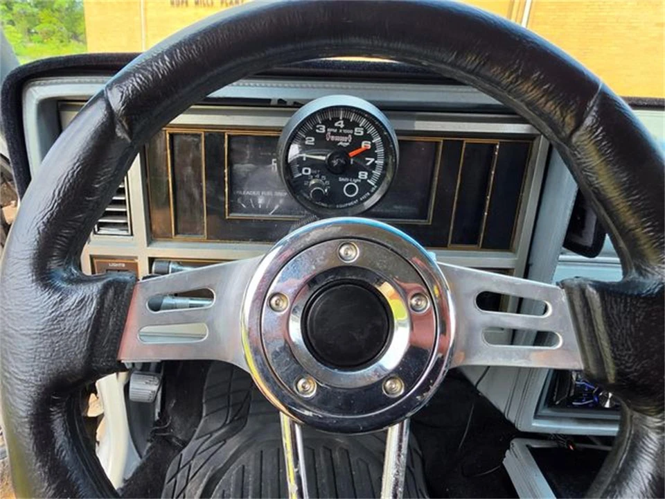 1986 Buick Regal - Image 18 of 31
