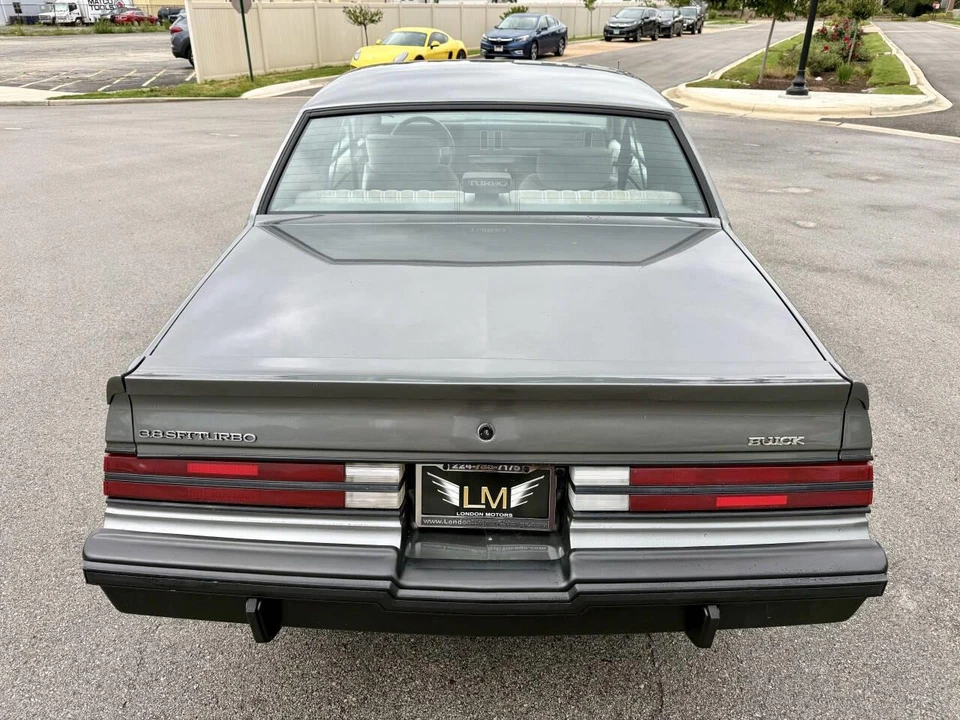 1986 Buick Regal - Image 23 of 31