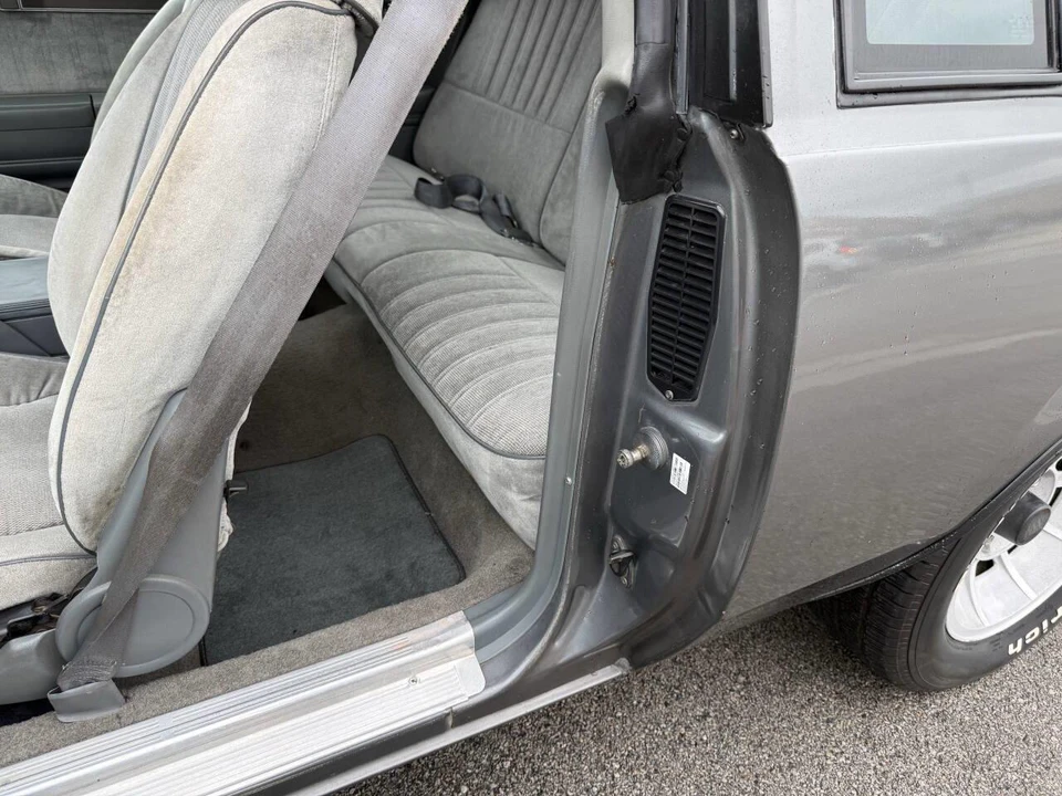 1986 Buick Regal - Image 29 of 31