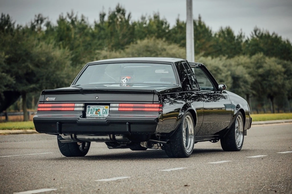 1986 Buick Grand National - Image 10 of 12