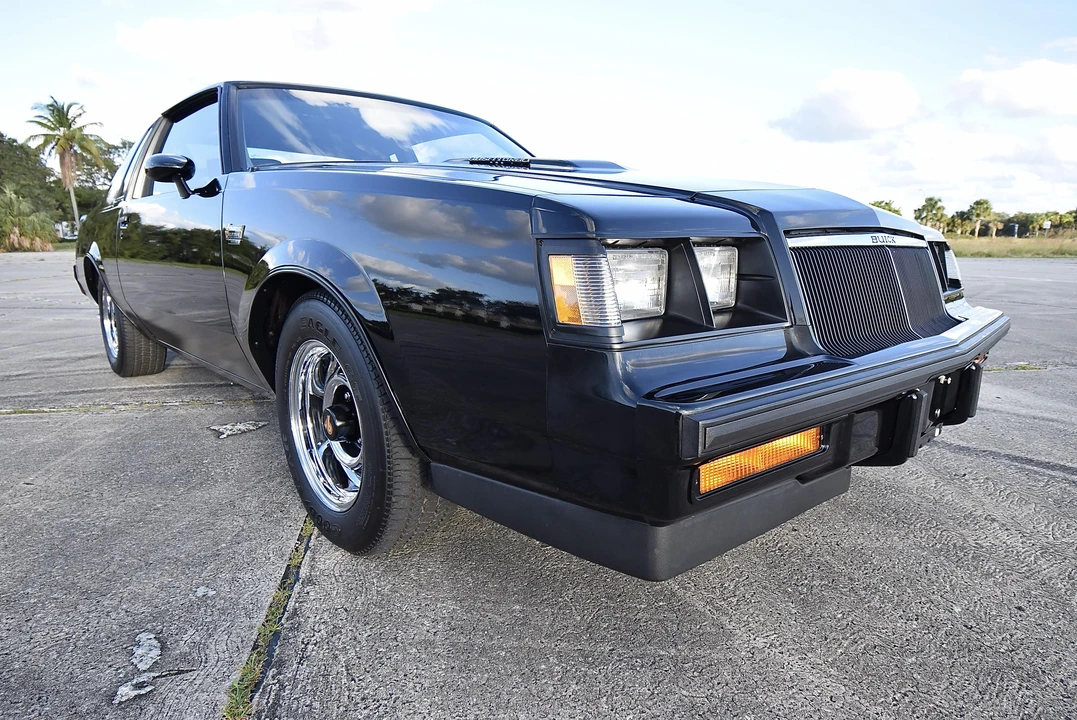 1986 Buick Grand National - Image 25 of 31