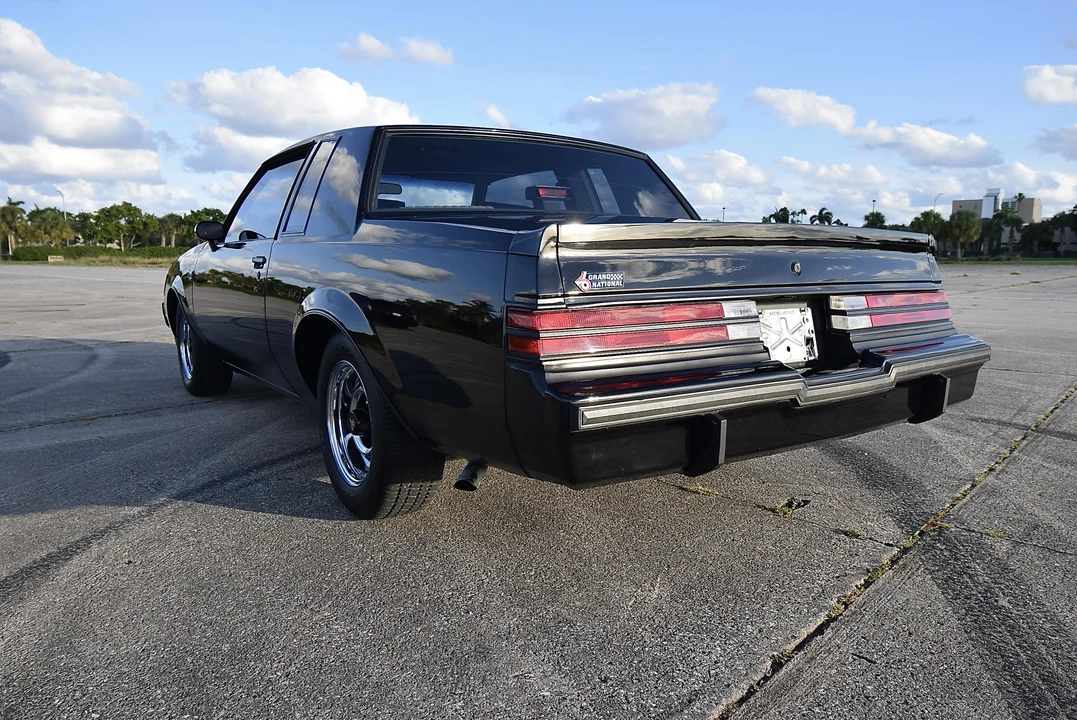 1986 Buick Grand National - Image 15 of 31