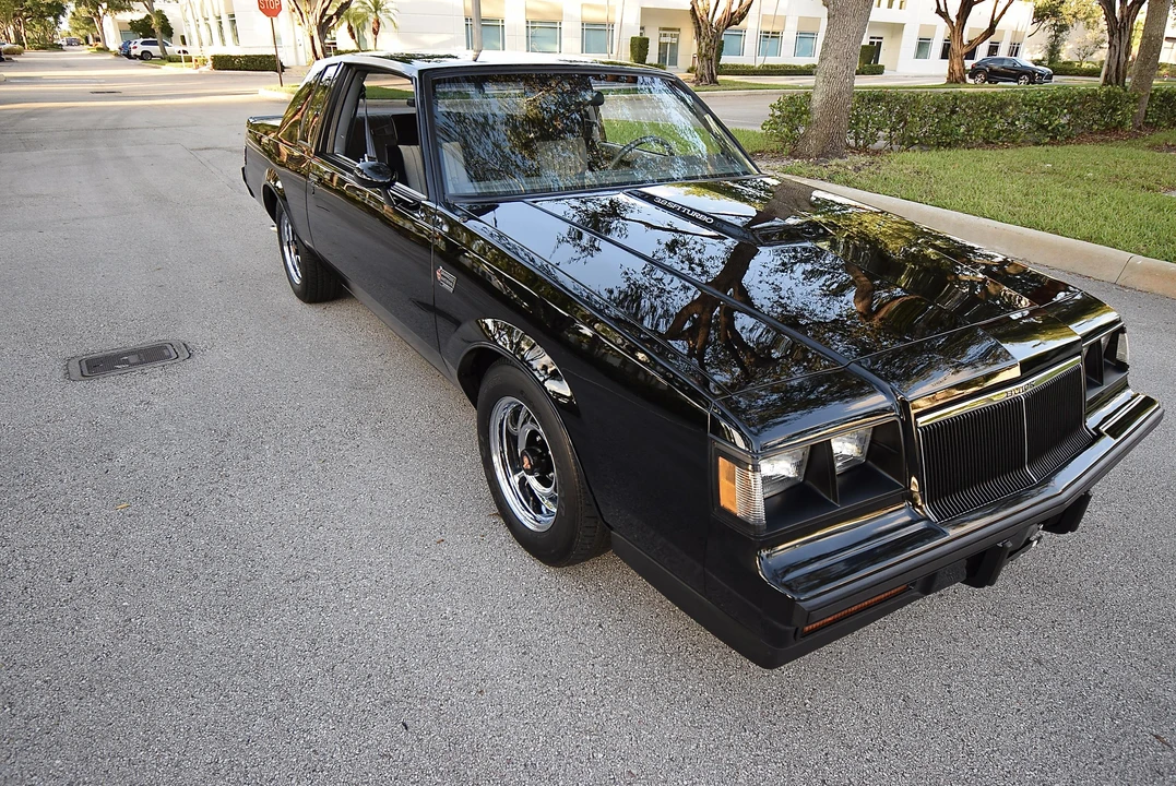 1986 Buick Grand National - Image 26 of 31