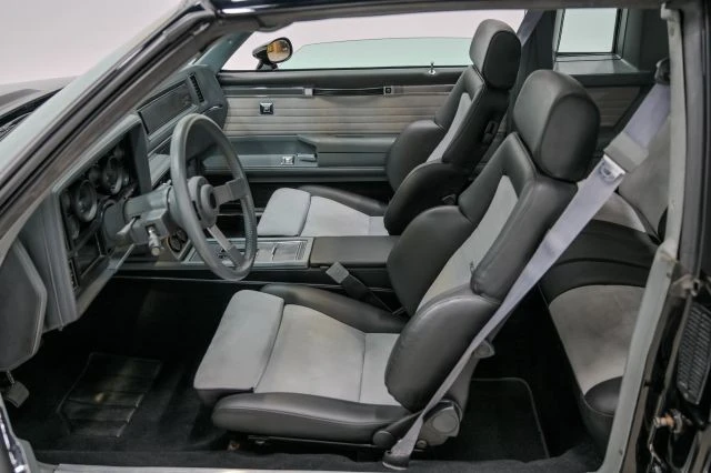 1986 Buick Grand National - Image 25 of 31