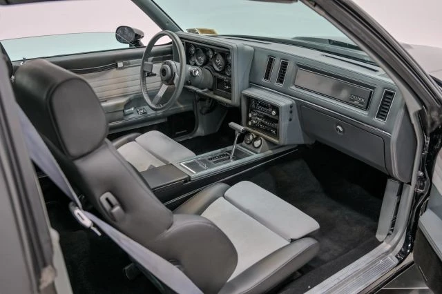 1986 Buick Grand National - Image 29 of 31