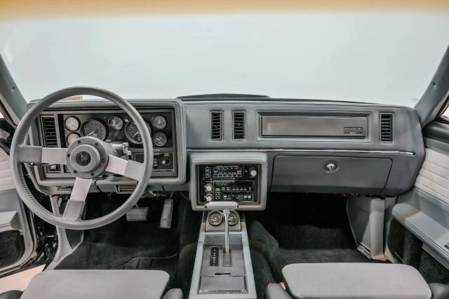 1986 Buick Grand National - Image 26 of 31