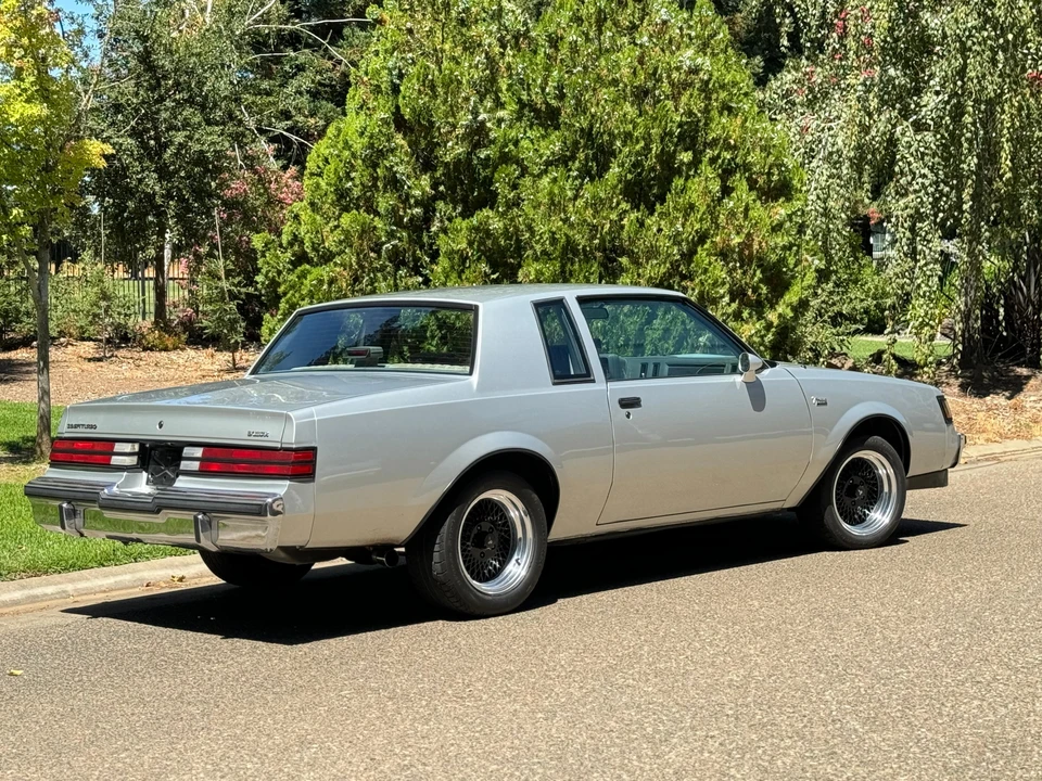 1986 Buick Regal - Image 16 of 31