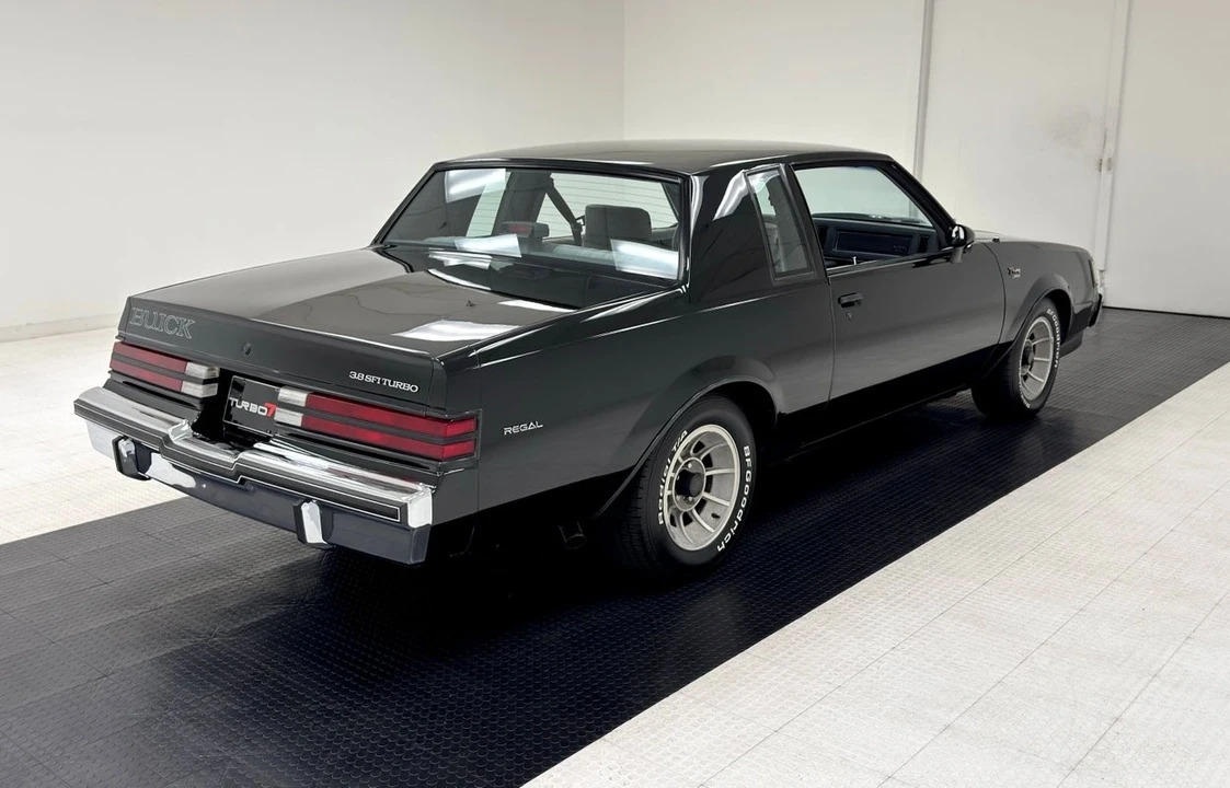 1986 Buick Regal - Image 5 of 12