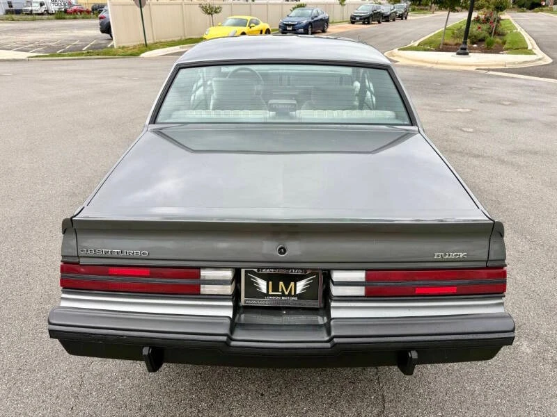1986 Buick Regal - Image 23 of 31