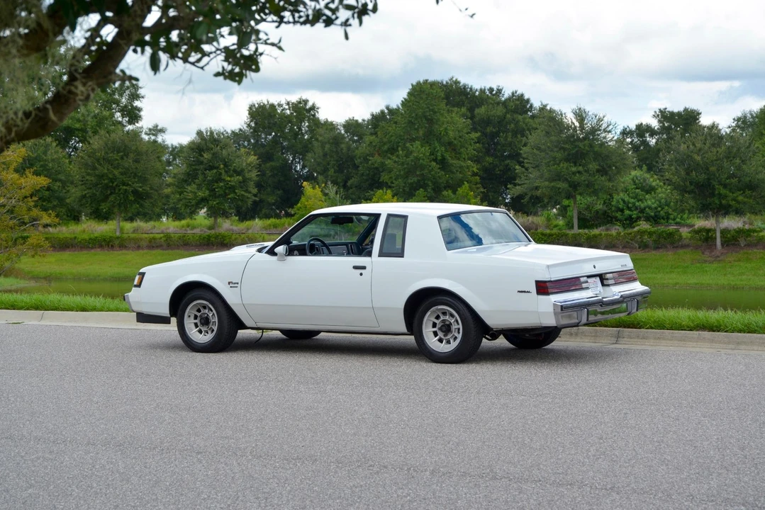 1986 Buick Regal - Image 18 of 31