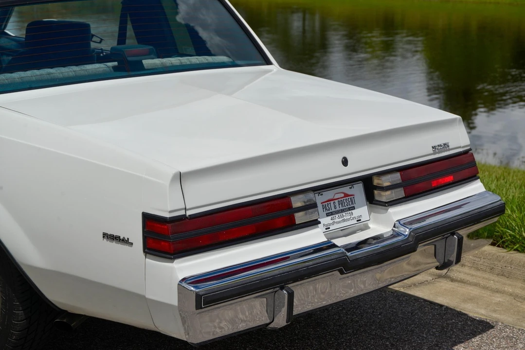 1986 Buick Regal - Image 25 of 31