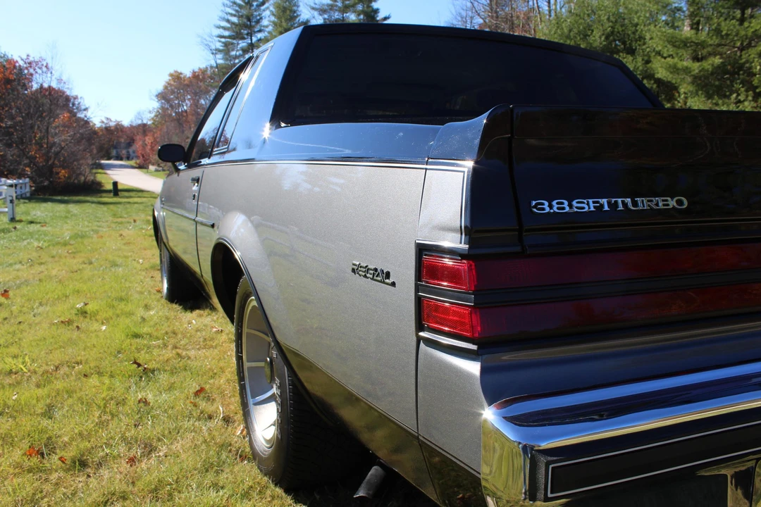 1986 Buick Regal - Image 17 of 31