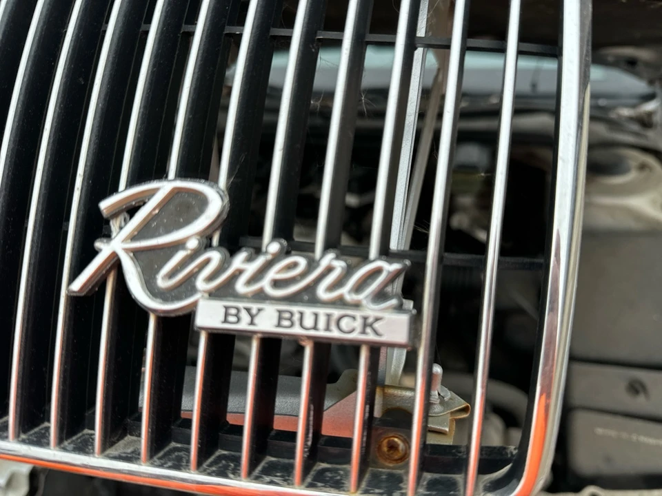 1986 Buick Riviera 4th-7th Gen - Image 5 of 17