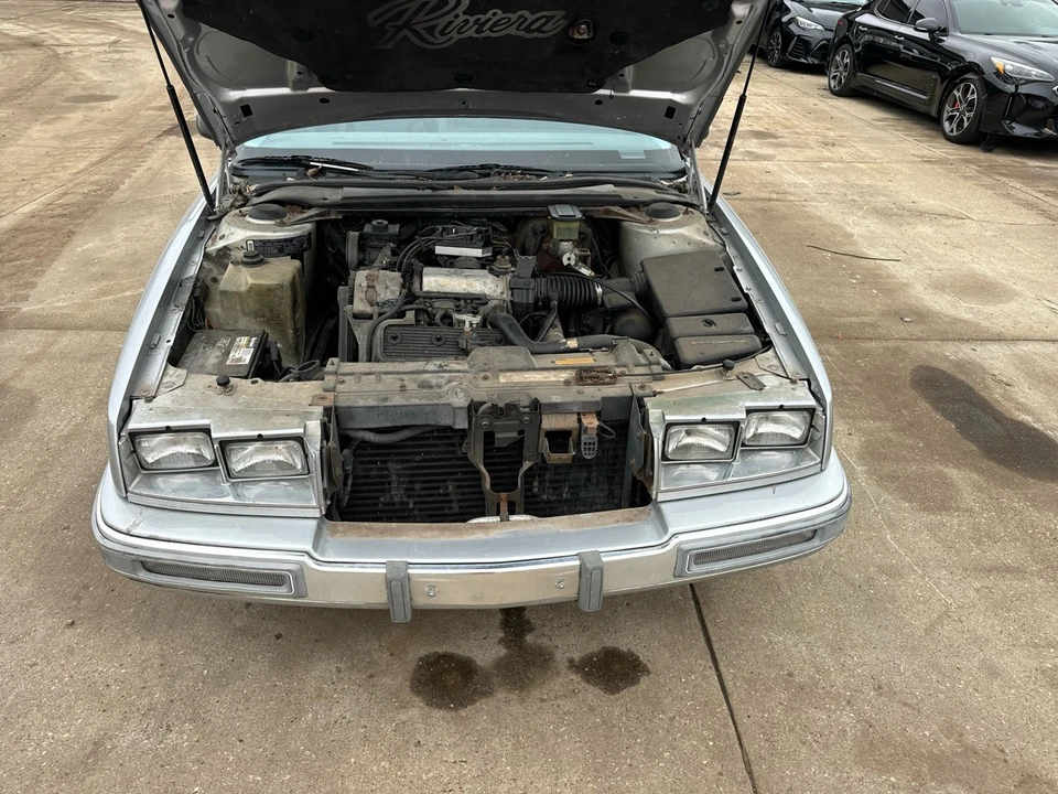 1986 Buick Riviera 4th-7th Gen - Image 7 of 17