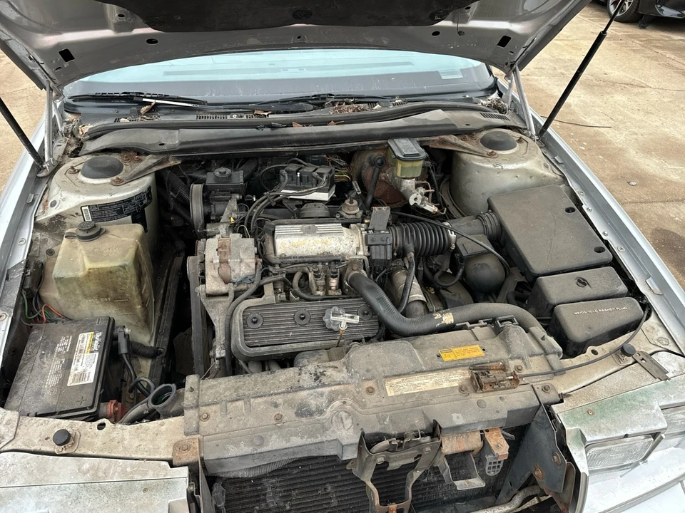 1986 Buick Riviera 4th-7th Gen - Image 6 of 17