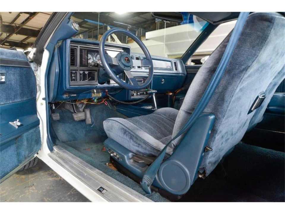 1986 Buick Grand National - Image 16 of 16