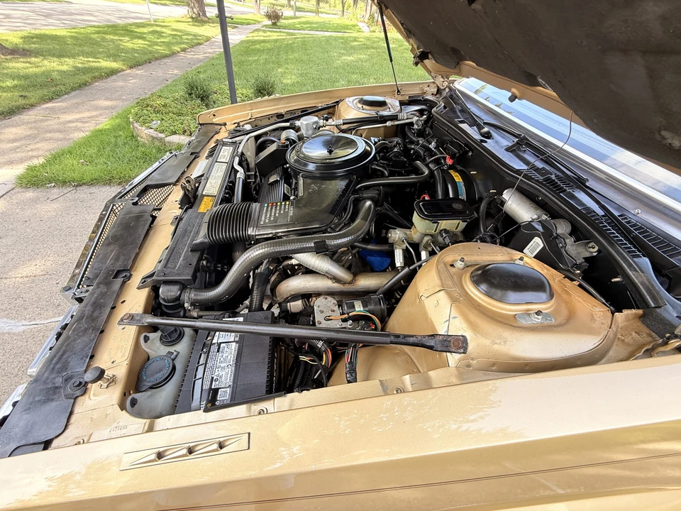1986 Cadillac DeVille 6th Gen - Image 7 of 24