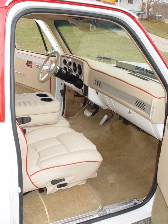 1986 Chevrolet C/K 3rd Gen - Image 4 of 5