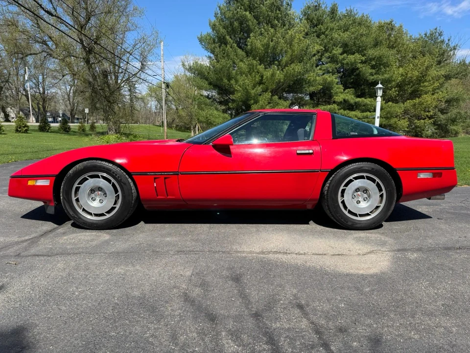1986 Chevrolet Corvette C4 - Image 5 of 31