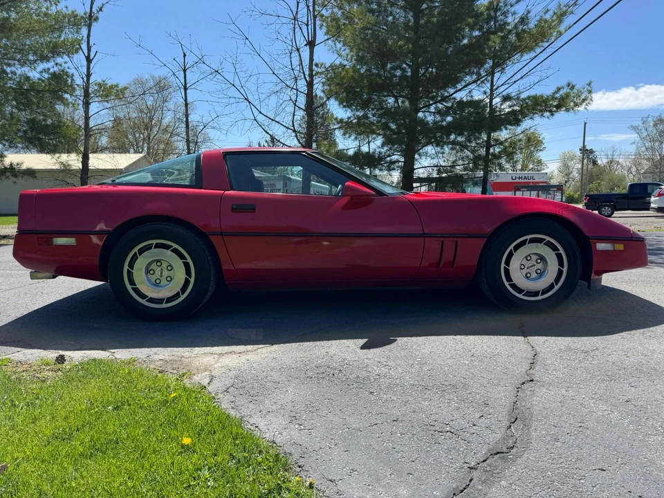 1986 Chevrolet Corvette C4 - Image 10 of 31