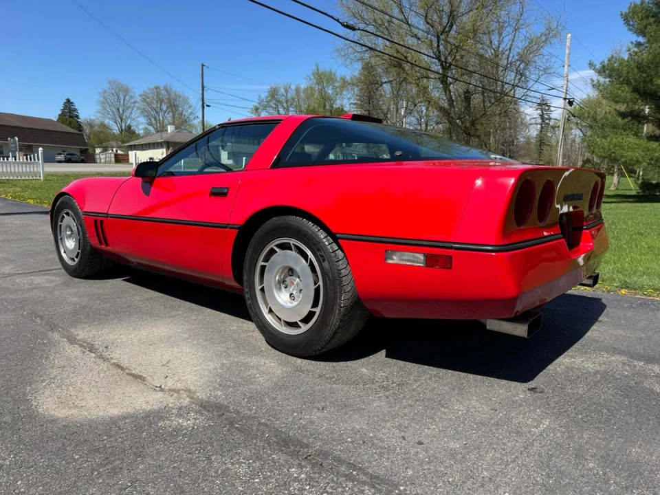 1986 Chevrolet Corvette C4 - Image 7 of 31