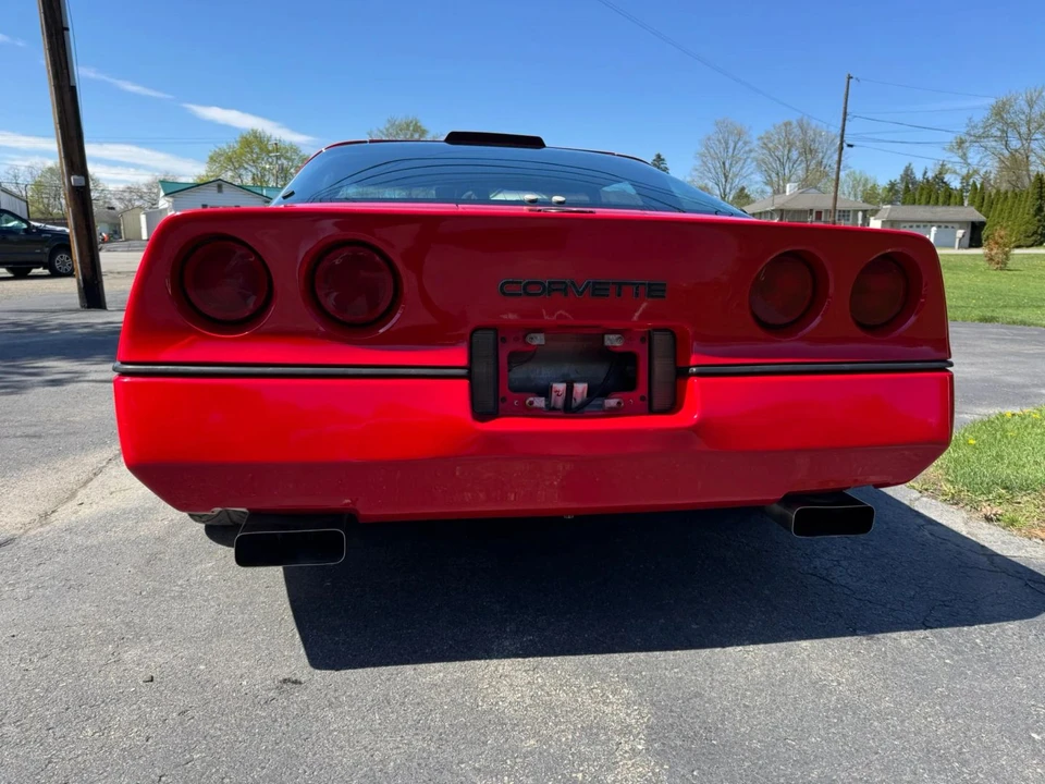 1986 Chevrolet Corvette C4 - Image 8 of 31