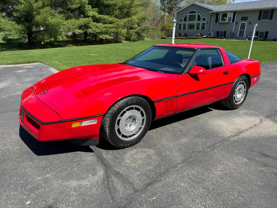 1986 Chevrolet Corvette C4 - Image 2 of 31