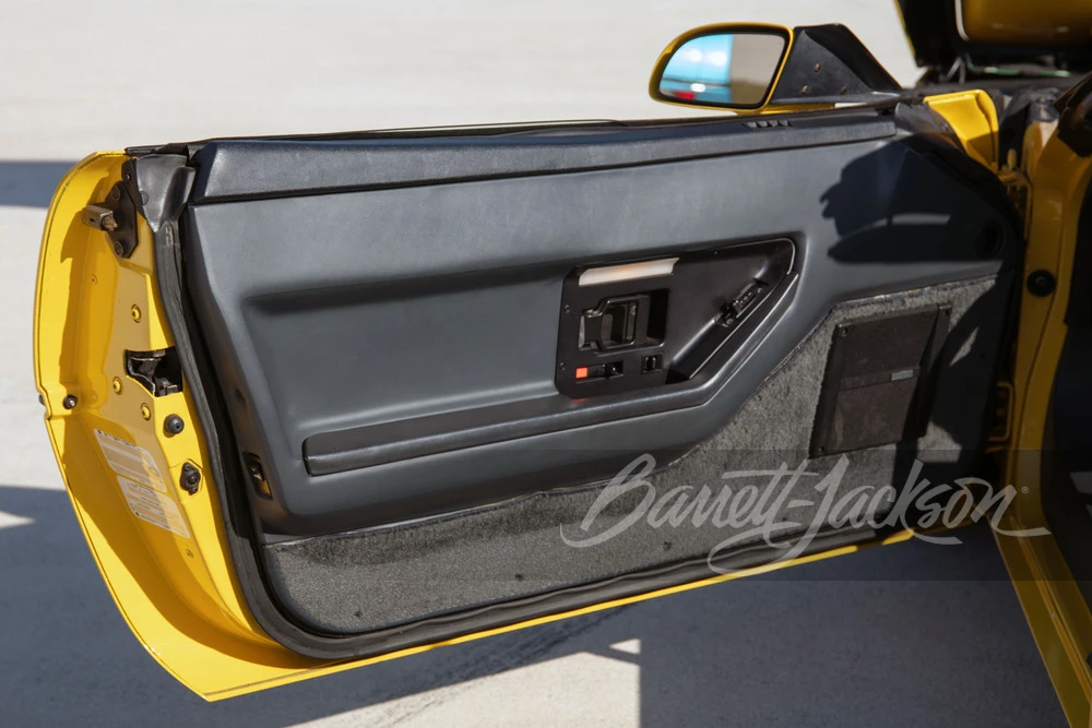 1986 Chevrolet Corvette C4 - Image 28 of 31