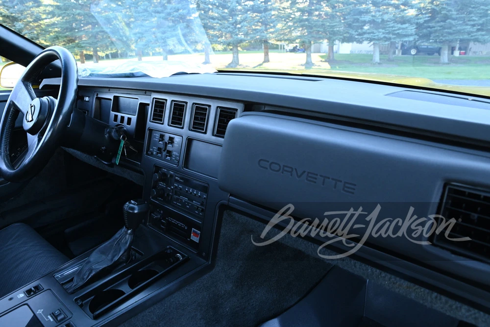 1986 Chevrolet Corvette C4 - Image 13 of 31