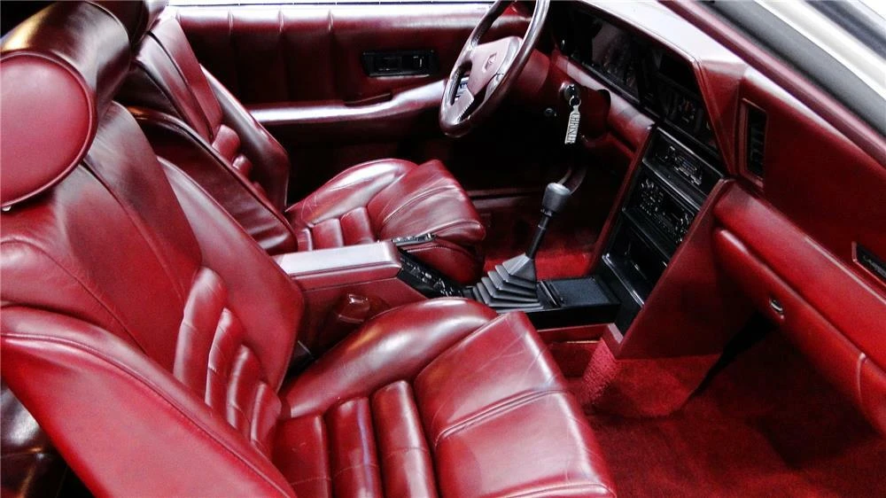 1986 Chrysler Laser - Image 4 of 5