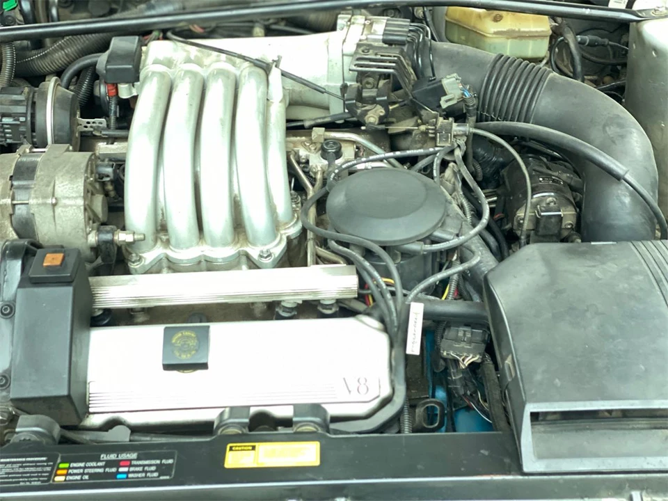1986 Cadillac Allante - Image 18 of 31