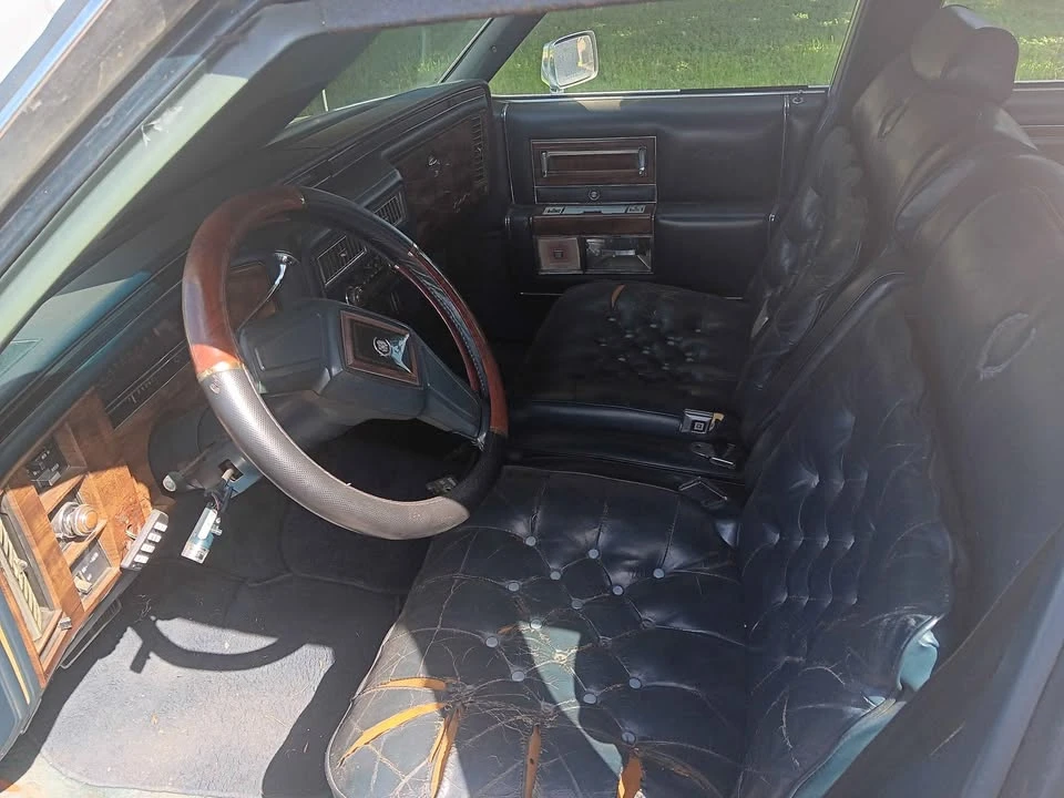 1986 Cadillac Brougham - Image 3 of 6