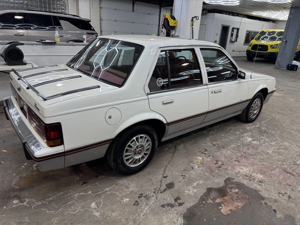 1986 Cadillac Cimarron - Image 10 of 31
