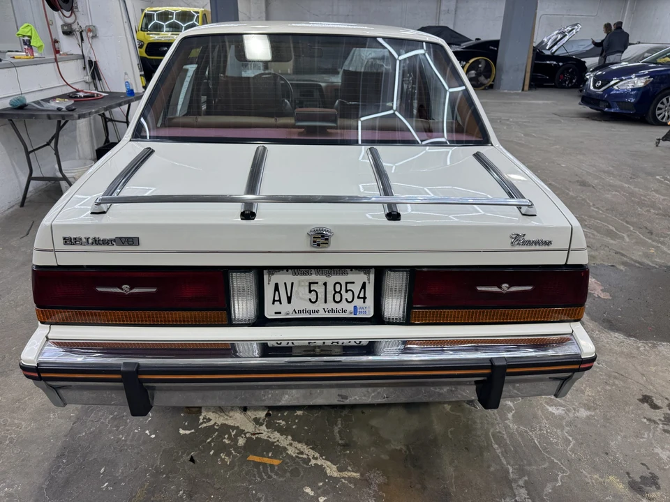 1986 Cadillac Cimarron - Image 8 of 31