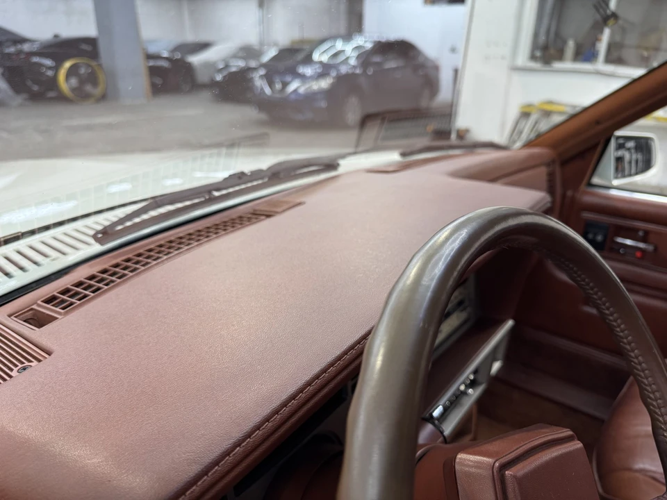 1986 Cadillac Cimarron - Image 27 of 31