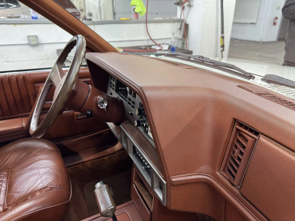 1986 Cadillac Cimarron - Image 28 of 31