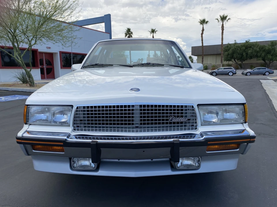 1986 Cadillac Cimarron - Image 4 of 31