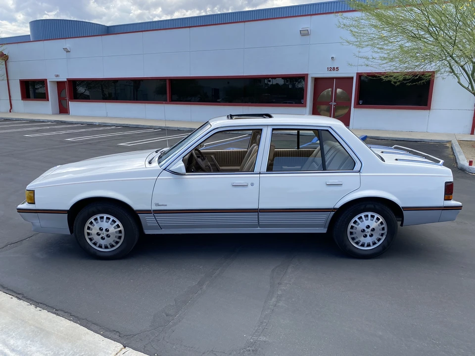 1986 Cadillac Cimarron - Image 8 of 31