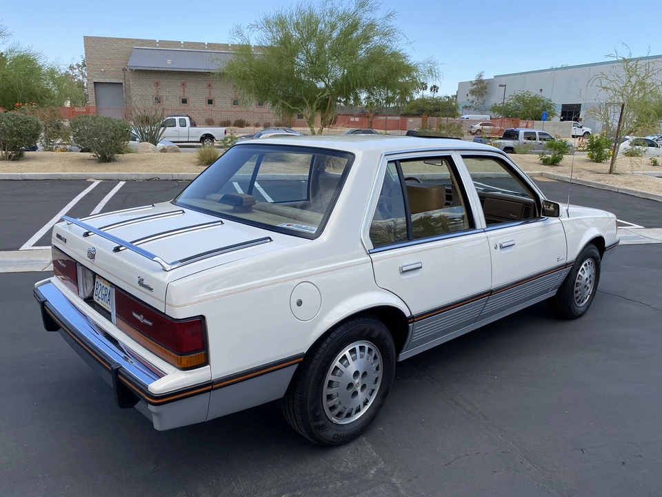 1986 Cadillac Cimarron - Image 14 of 31