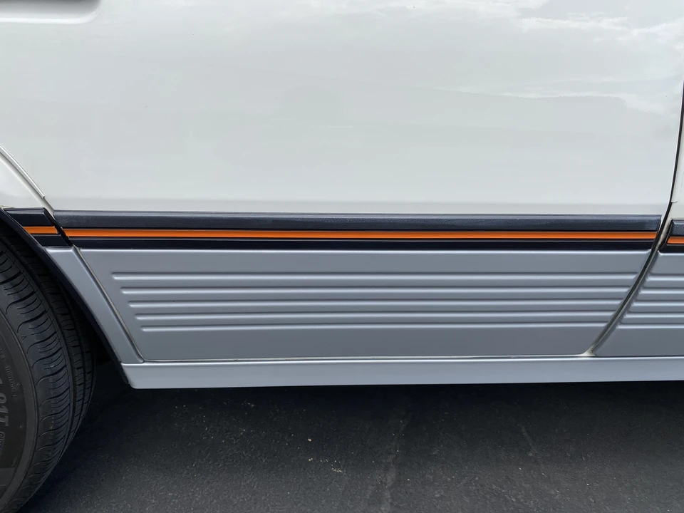 1986 Cadillac Cimarron - Image 18 of 31