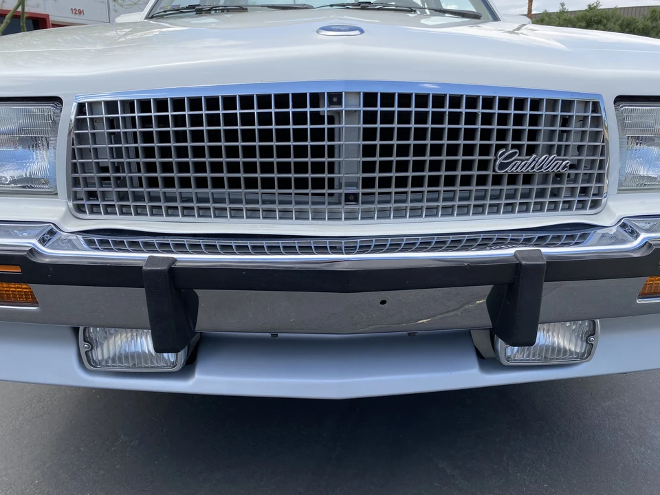 1986 Cadillac Cimarron - Image 26 of 31