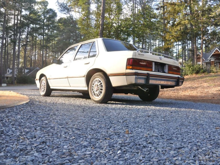1986 Cadillac Cimarron - Image 3 of 10