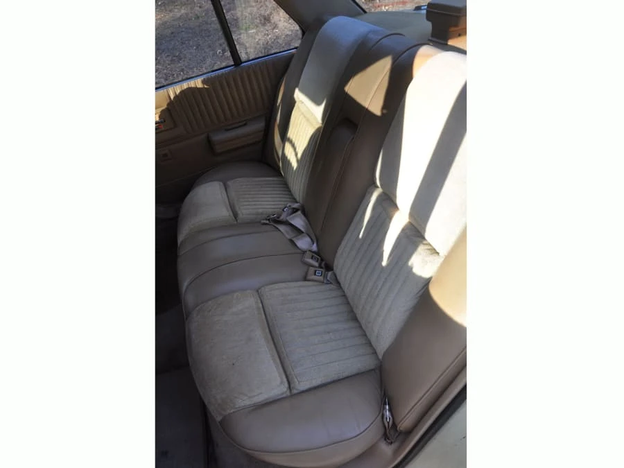 1986 Cadillac Cimarron - Image 8 of 10