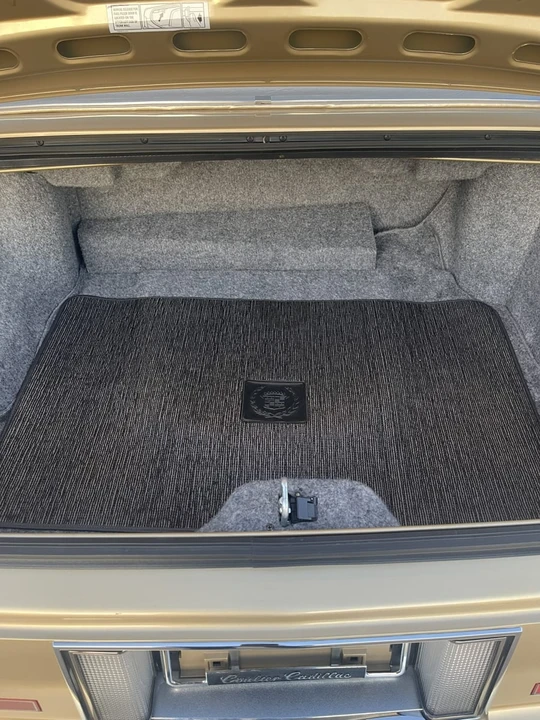 1986 Cadillac DeVille 6th Gen - Image 9 of 16