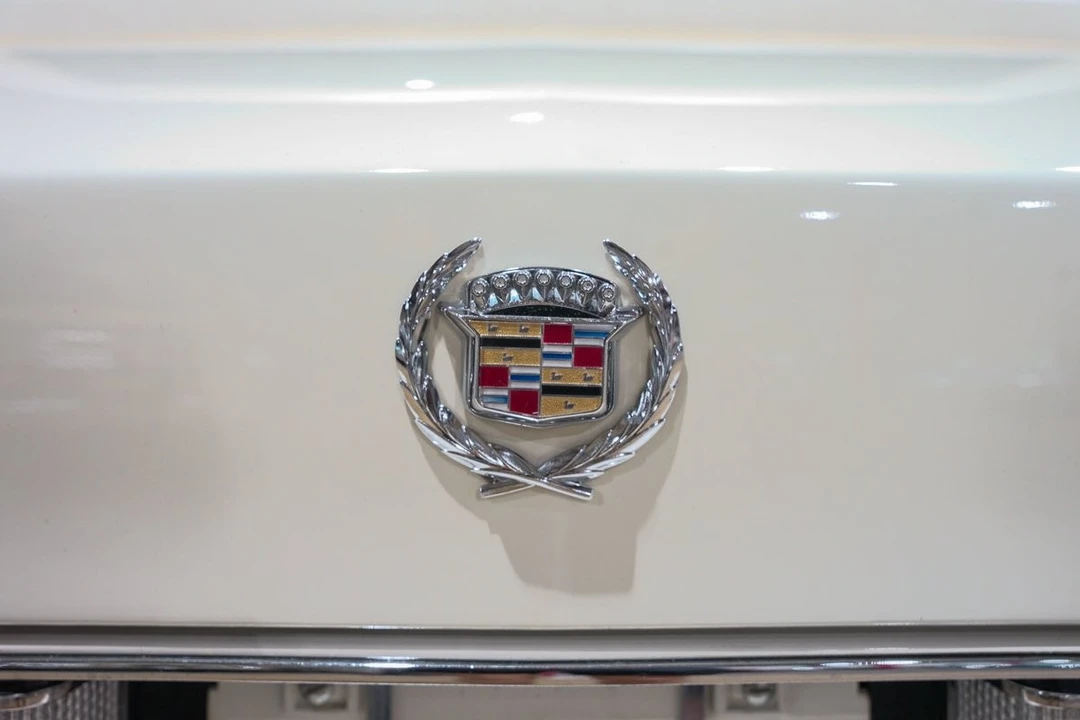 1986 Cadillac DeVille 6th Gen - Image 18 of 31